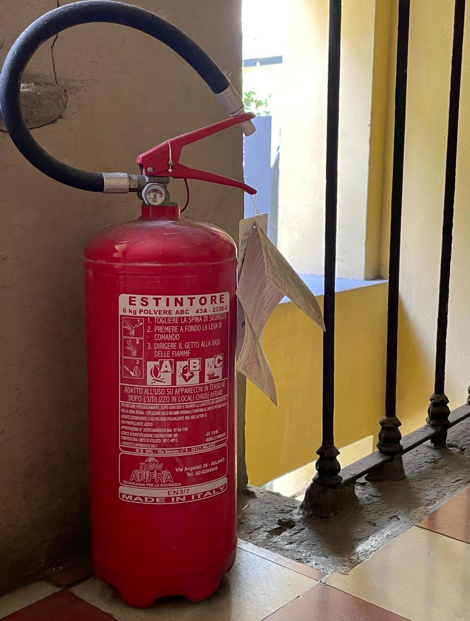 شقة Il Melograno Sul Naviglio ميلان المظهر الخارجي الصورة